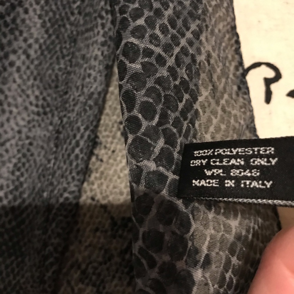 Morgan Taylor Python (?) Scarf - Picture 7 of 14